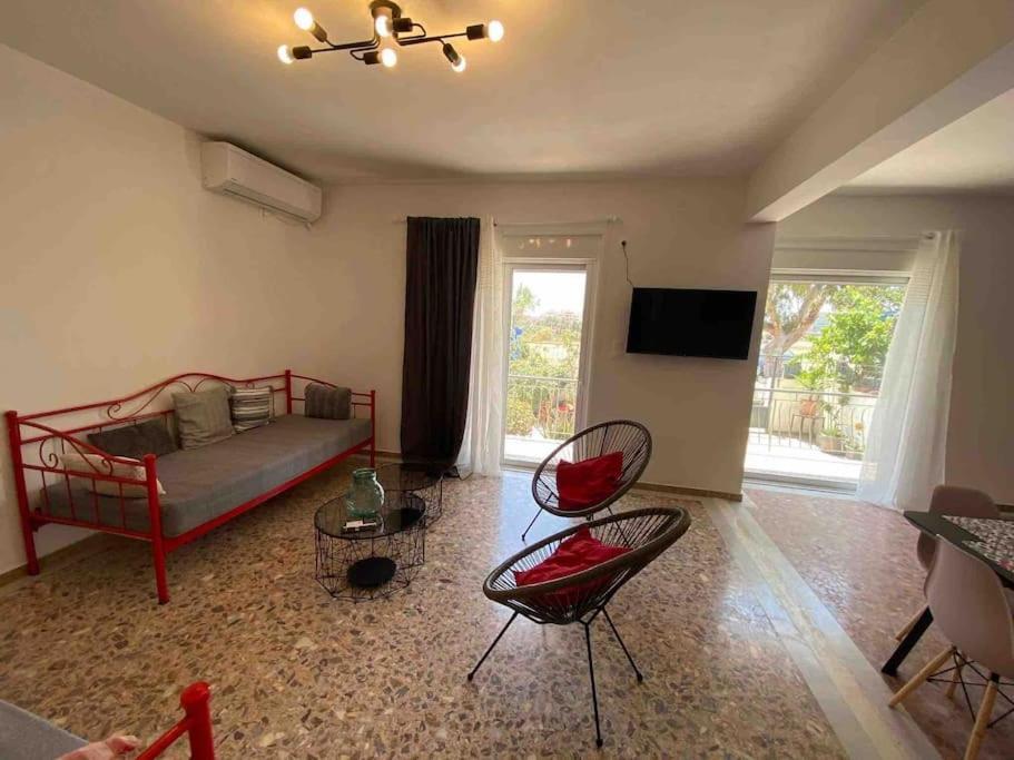 New! Flower Patio House 2 Bdr - Bbq - Wash Machine Lávrion Екстериор снимка